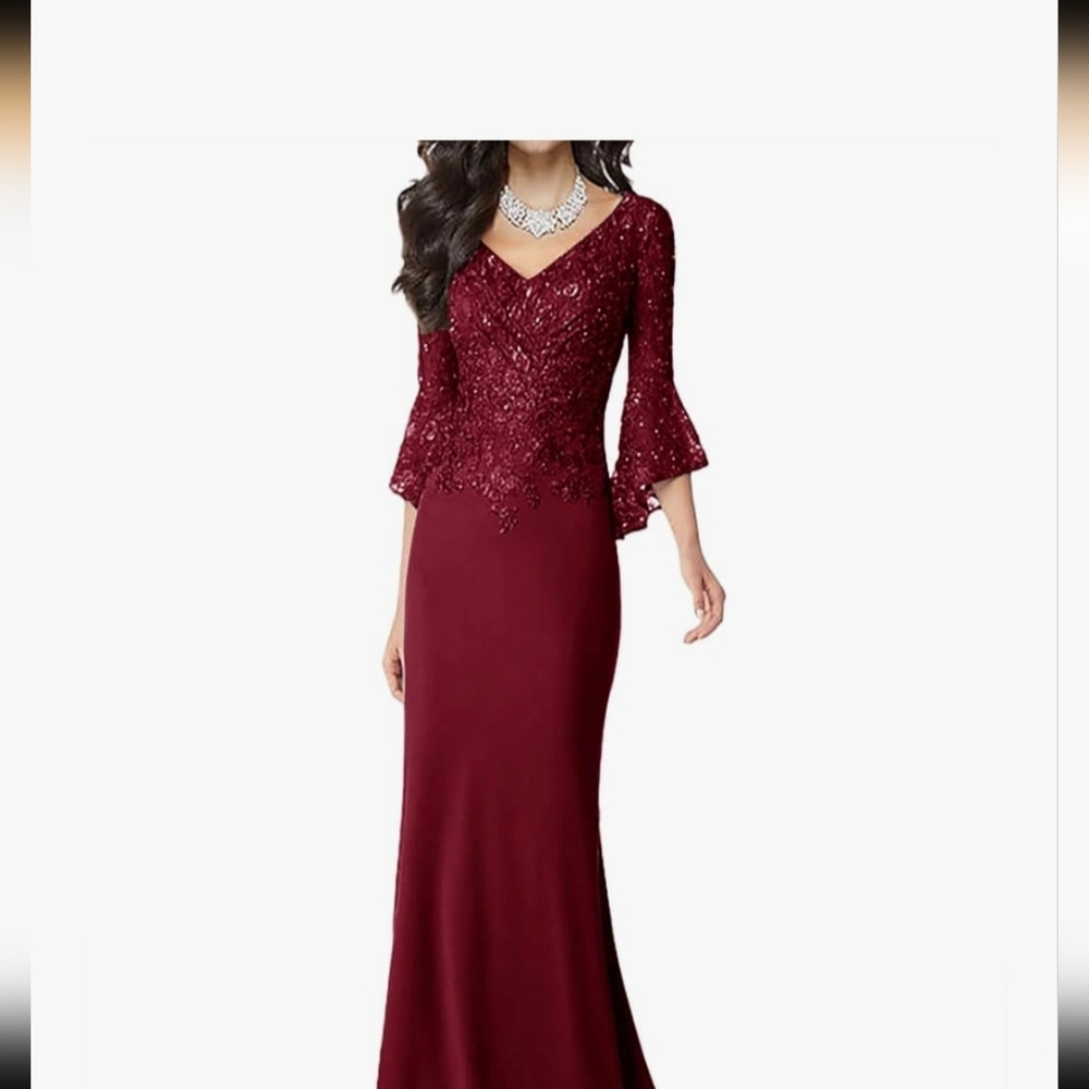Elegant Burgundy Lace Evening Gown